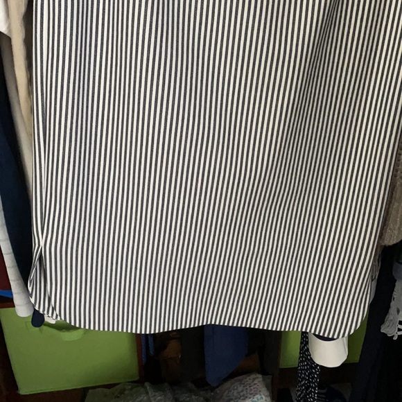 New Designer Pencil Skirt - Picture 3 of 7